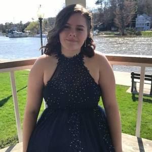 Meet your Posher, Ashley